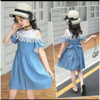 Dress Sabrina biru bahu renda